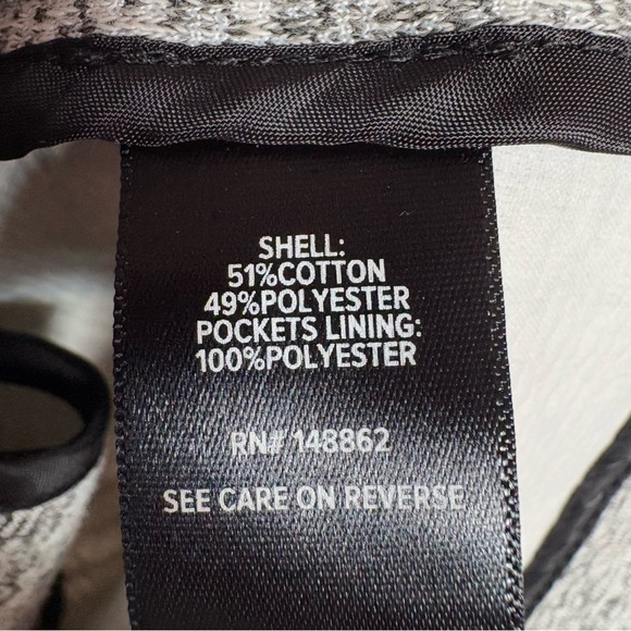 💚Torrid Gray Blazer with Notched Lapels and Oversized Fit - Picture 5 of 6